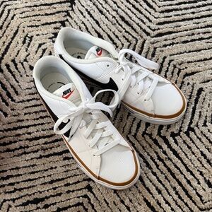 Classic Nike Court Legacy sneakers, New, women’s 8.5